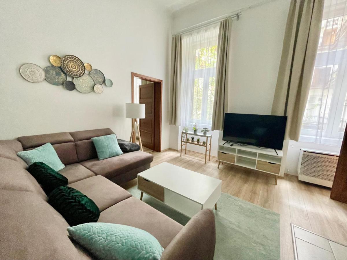Design Luxury Asboth #Freeprkng Apartment Budapest Bagian luar foto