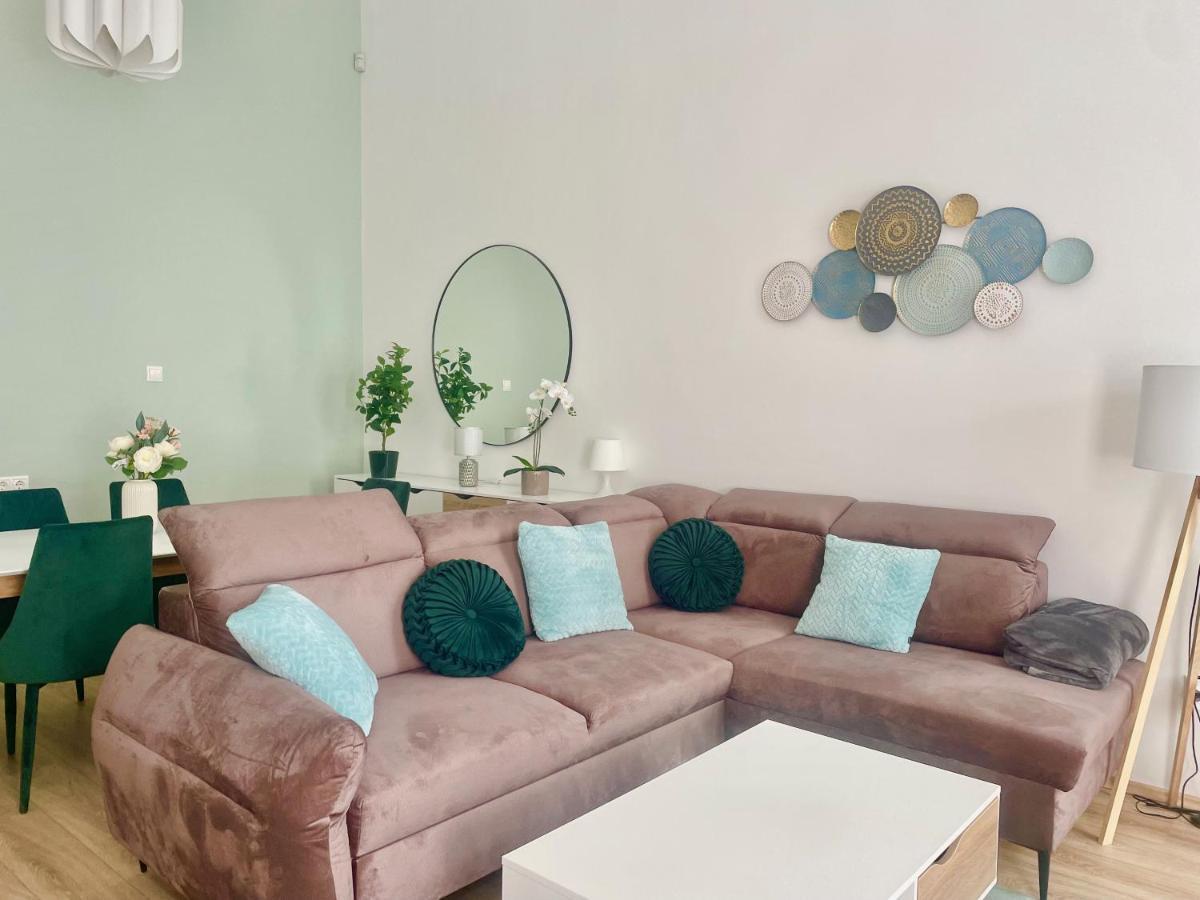 Design Luxury Asboth #Freeprkng Apartment Budapest Bagian luar foto